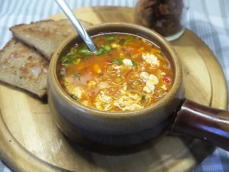 Лешта — болгарский суп из чечевицы